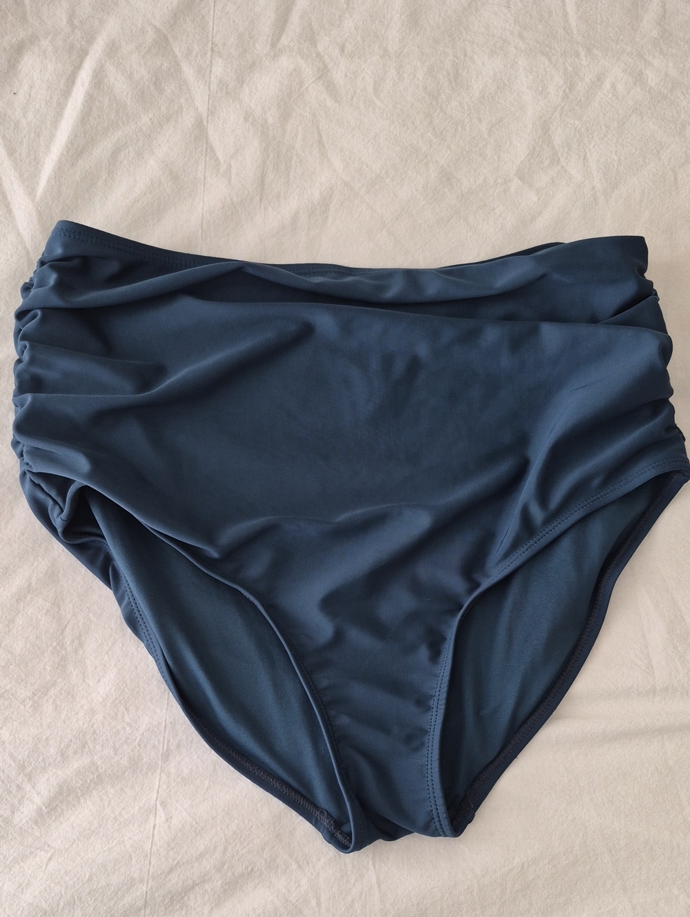 High-Waist Ruched Swim Briefs - Navy